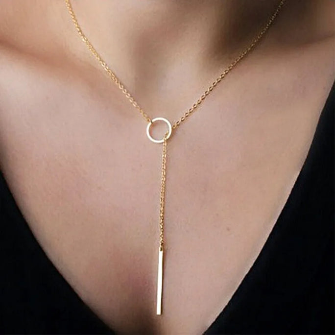 Minimalist Round Pendant Necklace – Simple, Elegant Jewelry for Every Occasion