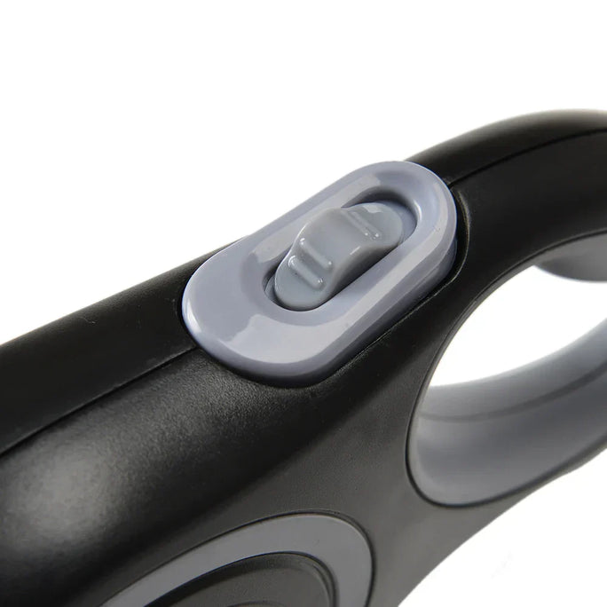 Durable Retractable Dog Leash – Freedom, Control & Comfort for Every Walk
