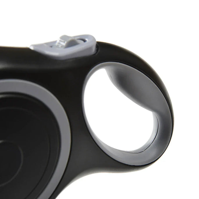 Durable Retractable Dog Leash – Freedom, Control & Comfort for Every Walk